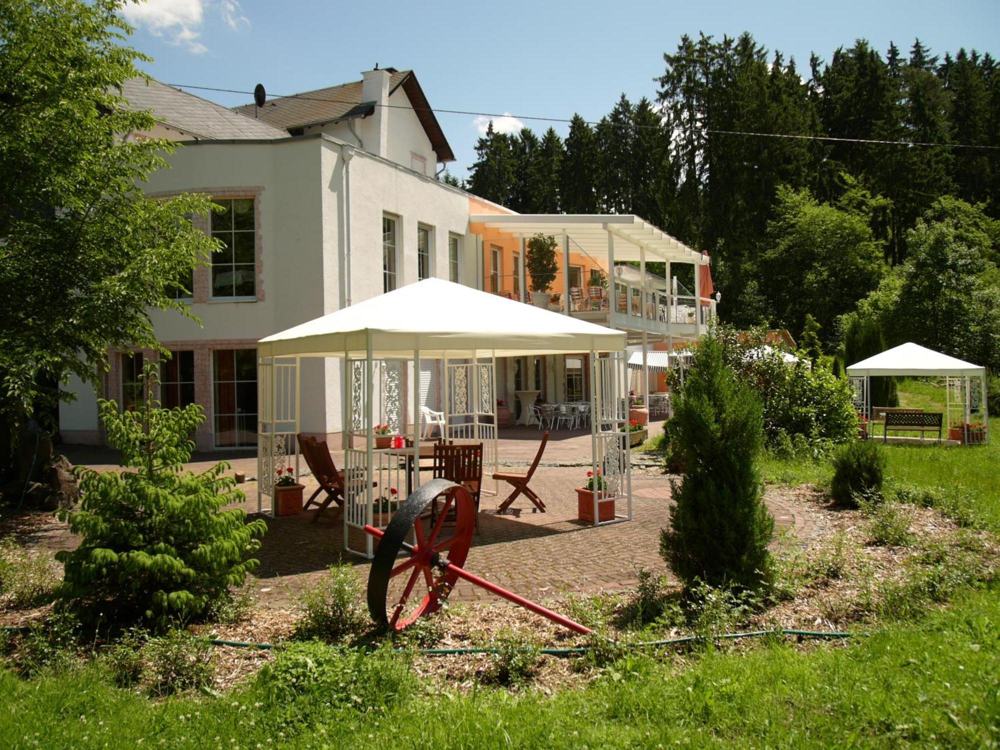 Studentenmuehle Hotel - Restaurant Nomborn Экстерьер фото